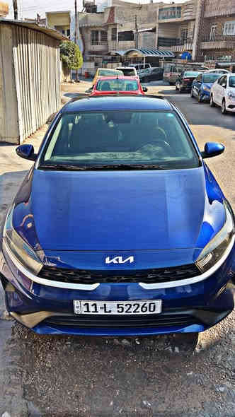 السلام عليكم 
كيا فورتي موديل ٢٠٢٣ وارد امريكي 

السيارة صور حادثها موجود 

مكينة ٢٠٠٠ دوش 

لون ازرك داخل اسود

ارضيات جلد كشنات مدوشمة 

تحم تايرات جديد

تحكم ستيرن 

شاشة

رادار

كاميرا خلفية

هواي بيها شغلات وهيه السيارة غنية عن التعريف

ماشية ٧٠ 

السيارة خير من الله واقتصادية 

الاتصال على الرقم ***********
