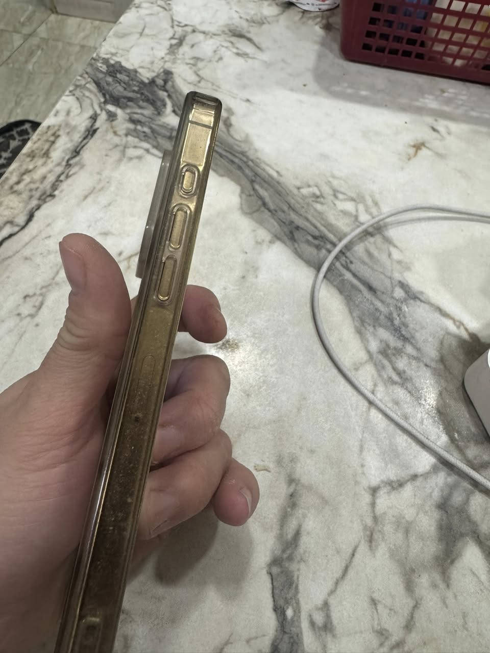 السلام عليكم للبيع آيفون 16بروماكس نظيف جدا اخو الجديد قفله مليون ونص مكاني بغداد للتواصل ***********
