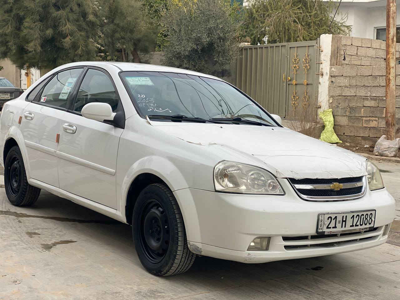 2013 شۆفرلێت ئۆبترا
سێ پارچە  و  جەمپێکی پشتی هەیە 
ئێرباگی نەتەقیوە 
سەنەوی و هەزە و ڕەقەم هەمووی تازەیە
 سەنەوی بەناو خۆمەوەیە  
 گێر ئۆتۆماتیکە  
 گێر و محرکی بەشەرت  
شوێن کەرکوک 
سعرشی 78 گەڵا و کەمێک معامەلە 
***********
