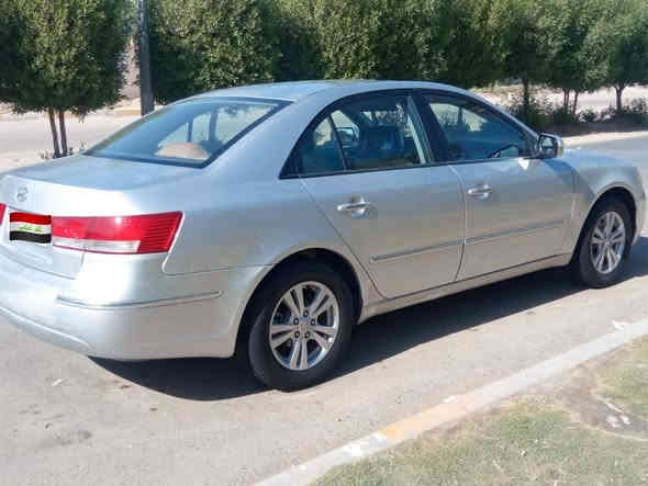 السلام عليكم
للبيع سوناتا موديل 2010 
رقم بغداد بسمي شخصياً 
وارد كوري محرك 2000 دوش 
مكفوله كفاله عامه صبغ وتبديل وضربه وبارد
دوشمه عامه حداديه تمام محرك كير تمام تخم تأير جديد
فقط جراد قليل السعر 100وبيه مجال
 الاتصال ***********
