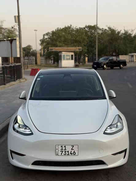 الســـلام عليـــكم 
‏TESLA MODEL Y
‏DUAL MOTOR
‏(((((🚀PERFORMANCE🚀))))
تمشي بالشحنه الواحدة 450 -كيلومتر
‏580hp🐎
سعة البطارية 92 ( KWH )
ماشية السيارة 18mi
‏‏‏‏‏‏‏‏‏‏محركين كهرباء Dual Motor
‏All-Wheel Drive
‏‏‏‏‏‏‏‏‏‏بطارية ليثيوم ايون
حادث موضح بصور جاملغ امامي وبنيد بدون لا لغد ولا شاصي سليمات
وبارد شبر بلجنطة
‏‏‏‏‏‏‏‏‏‏الاضافات:
ويل 21
بريكات بريمبو
‏‏‏‏‏‏‏‏‏‏* دفع رباعي مع خاصيه OFF Road
‏‏‏‏‏‏‏‏‏‏* عدة انظمة قيادة
‏‏‏‏‏‏‏‏‏‏* شاحن لاسلكي سريع عدد 2 Wireless Charger
‏‏‏‏‏‏‏‏‏‏* سقف بانوراما
‏‏‏‏‏‏‏‏‏‏* شاشة لمس قياس 15 انش تدعم YouTube / Tiktok / Netflix والعديد من التطبيقات
‏‏‏‏‏‏‏‏‏‏* نظام الدخول من غير مفتاح Keyless entry
‏‏‏‏‏‏‏‏‏‏* تشغيل بدون مفتاح Keyless go
‏‏‏‏‏‏‏‏‏
‏‏‏‏‏‏‏‏‏‏* خرائط Navigation
‏‏‏‏‏‏‏‏‏‏* تحكم ذكي بكامل السيارة من خلال الشاشة
‏‏‏‏‏‏‏‏‏‏*  مقاعد كهرباء + تدفئه جميع المقاعد
‏‏‏‏‏‏‏‏‏‏* 9 كاميرات عالية الوضوح HD
‏‏‏‏‏‏‏‏‏‏* كاميرا داخلية Cabin Camera
‏‏‏‏‏‏‏‏‏‏* خاصية Dashcam لتسجيل لقطات فيديو  ‏‏‏‏‏‏‏‏‏‏
‏‏‏‏‏‏‏‏‏‏* • النظام “التكيفي” (Adaptive) / كشافات ضباب / LED
‏‏‏‏‏‏‏‏‏‏* مانع تصادم
‏‏‏‏‏‏‏‏‏‏* تحديد مسار
‏‏‏‏‏‏‏‏‏‏* مثبت سرعة التكيفيي - Adaptive Cruise Control
‏‏‏‏‏‏‏‏‏‏* حساس النقاط العمياء - Blind Spot Sensor
‏‏‏‏‏‏‏‏‏‏* تحذير من انخفاض ضغط الإطارات الخاص بالإطارات Tire Specific Low Tire Pressure Warning
‏‏‏‏‏‏‏‏‏‏* تنبيه مراقبة السائق Driver Monitoring-Alert
‏‏‏‏‏‏‏‏‏‏* مساعد السرعة Speed Assist
‏‏‏‏‏‏‏‏‏‏* تخفيف الاصطدام الأمامي والتحذير من الاصطدام الخلفي Forward Collision Mitigation and Rear Collision Warning
‏‏‏‏‏‏‏‏‏‏* تخفيف الاصطدام الأمامي Collision Mitigation-Front
‏‏‏‏‏‏‏‏‏‏* Hard Disk Drive Media Storage
Wireless / Bluetooth / HD Radio / WiFi Hotspot
مكان السياره بغداد / حي العدل
السعر 23.500
وبيها مجال
***********
