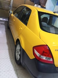 نيسان فيرسا للبيع مكينه كير تبريد مكفول   مكاني بغداد الشعب  بأسمي الس...