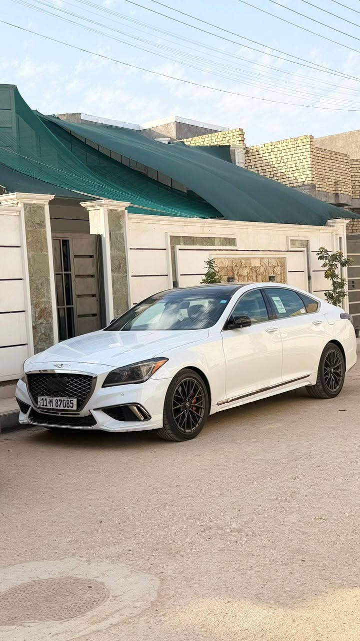 جينسز سبورت sport G80 2019
فول مواصفات 6 سلندر 
رقم بغداد  ماشيه 81 ميل حادث السياره فقط بارد صغير بالجاملغ الخلفي على كد شبر 
 السياره بدون قطره صبغ ولا معجون و لا تبديل حتى الداعميات كلها على وضع الشركه حالها حال الخليجي 

مواصفات :
١/ محرك 3.3 توين تيربو
٢/ بصمة ابواب وجنطة
٣/ بانوراما طكتين
٤/ 5 كامرات 360 اماميه وجانبيات والخلفية دوارة
٥/ رادار امامي للتحذير من الخروج من المسار ورادارات جانبيه للتحذير من الاصتدام 
٦/ داتا شو عرض معلومات على الجامه الاماميه 
٧/ لايت زينون ديناميكي دوار وي الستيرن ونظام اوتو
٨/ بك لايت لد / وحاجب امامي لد 
٩/ ستيرن ثلاث وضعايات 
١٠/ نظام ترحيب كامل مري جانبية قلابه وكشن السائق متحرك ويدات باب اناره 
١١/ صندوك خلفي ذكي يفتح عند الاقتراب من السياره 
١٢/ هند بريك بصمة ونظام اوتو هولد التوقف الألي
١٣/ قيادة اليه ذاتيه
١٤/ نقط عمياء تحذير عند الاشتياز وعند صف السياره
١٥/ حساسات خلفيه وامامي
١٦/ مري جانبية قلابة مع البك تعمل كامره اوتو
١٧/ كشنات جلد لونين ابيض واسود
١٨/ تدفه تبريد كل الكشنات
١٩/ تحكمات الكشنات الاماميه كهربائي وخزن ٣ وضعيات
٢٠/ شاشة كبيرة و gbs وهارد خزن / ماوس تحكم للشاشه
٢١/ تحكمات ستيرن فول كامله
٢٢/ شفتات كير بالستيرن
٢٣/ تدفئة بالستيرن
٢٤/ كير طيارة 8 سرعات 
٢٥/ مثبت سرعه 
٢٦/ تبريد منفصل يمين ويسار وخاصية تنقيت الهواء وقطعتين اماميه وخلفيه
٢٧/ ثلاث وضعيات للقيادة ( سبورت وايكو واعتيادي)
٢٨/ شاشة اعطال في الدشبول
٢٩/ بردات جانبيه وخلفيه
٣٠/ كاشف ضباب
٣١/ سستم صوت الماني لكسكون17 سماعة مع حساس اذا كان الصوت عالي عند الكلام ينخفظ ولتبريد ينخفظ عند المكالمه 
٣٢/ شحن موبايل لاسلكي 
٣٣/ نظام ترحيب علامة جنسسز في الارض 
٣٤/ مانع انزلاق abs
٣٥/ ويل كروم 19
٣٦/ اشاير بالمري 
٣٧/ ماسحات حساسه تعمل عند الامطار اوتو
٣٨/ اناره داخليه لد 
٣٩/ ويدات بيبان نيكل داخليه وخارجية
٤٠/ بلوتوث وحاكيه واوكس

مكان السياره ( العمارة )
رقم صاحب سيارة ‭ (***********)
