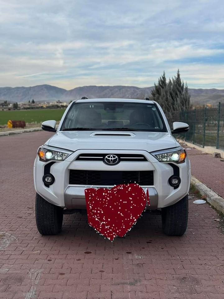 ماشاءالله
TOYOTA  4RUNNER TRD Off Road Model2022.          ✍️. 
~ تويوتا 4 رنر  ابيض ثلجي 
~ وارد أمريكا  
~ موديل 2022
~ محرك 6 سلندر  / V6 
~ مواصفات
  TRD Off Road Prenium
سياره عليه ترفيع امريكا
~فول مواصفات 1/1  ماعدا فتحة 
~بصمة 
~ دبل أكسله ( 4*4)
~ شاشة كبير  
~   كاميرة خلفية
~ كشن  جلدة كهربائية 
~كشن امامي هيتر 
~ داخل اسود ملكية 
~ رادار امامي و جانبية 
~تحديد سرعة 
~نظام ECO
~ حجم تايرات١٧ ويل بيلادي 
~ (  5 ) خمسة راكب 
~ ماشي 83 ميل 
~ سيارة بدون صبغ 
~باب خلفي يسار تبديل شركة بلادي نفسي لون
~ ايرباك بردة  جه واحده راجع بلادي اصلية 
~سيارة رقم اربيل تحويل  شرط 
~ رقم -شاصي موجود في المنشور 
~صورة حادث موجودة في المنشور 
~ سعر( 380 )ورقة دولار بيها مجال 
~ مكان السيآره  صلاح الدين تكريت ***********
