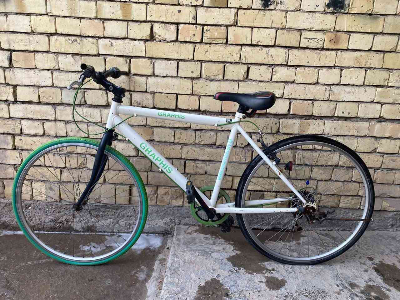 C700
للبيع السعر 80الاتصال *********** بغداد الامين الثانيه
