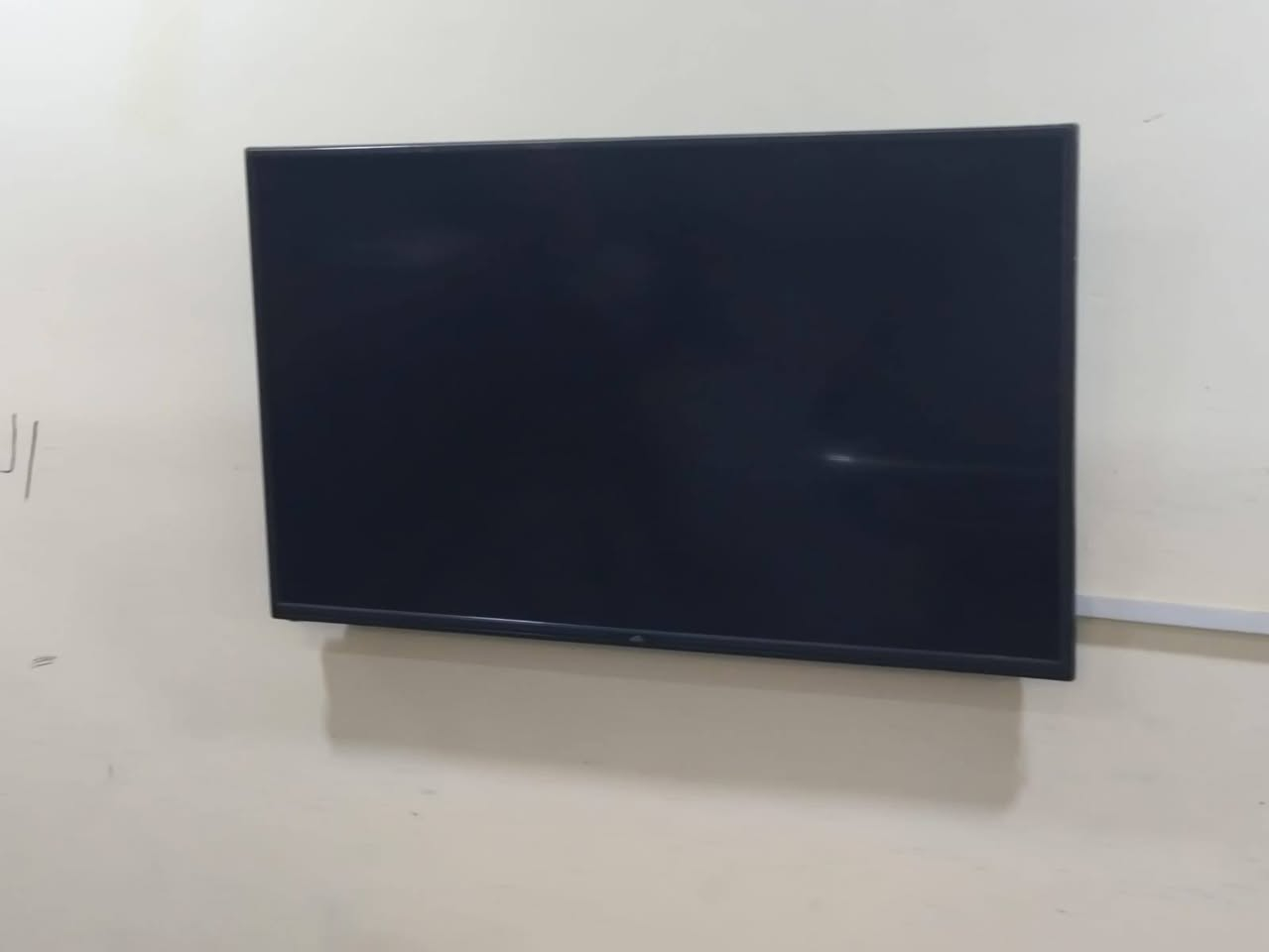 بلازما الاحجام مختلف  للبيع  بلازمة حجم  65 ب سعر 450
وحجم 55بسعر  300 وحجم 45بسعر 250
ثريات الوحده 20 وبيه مجال للشراي الأتصال على الرقم الواتساب *********** عمارة, ميسان
