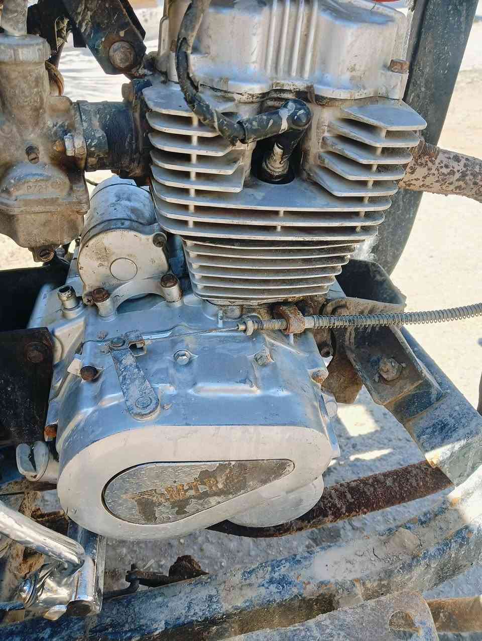 ستوتة أم تي آر أدوات شاصي نظيف بدي نظيف تايرات نظيفة كهربائيات شغالة مكاني قضاء المدينه منطقة الخاص السعر 800 وبيها مجال قليل..***********
