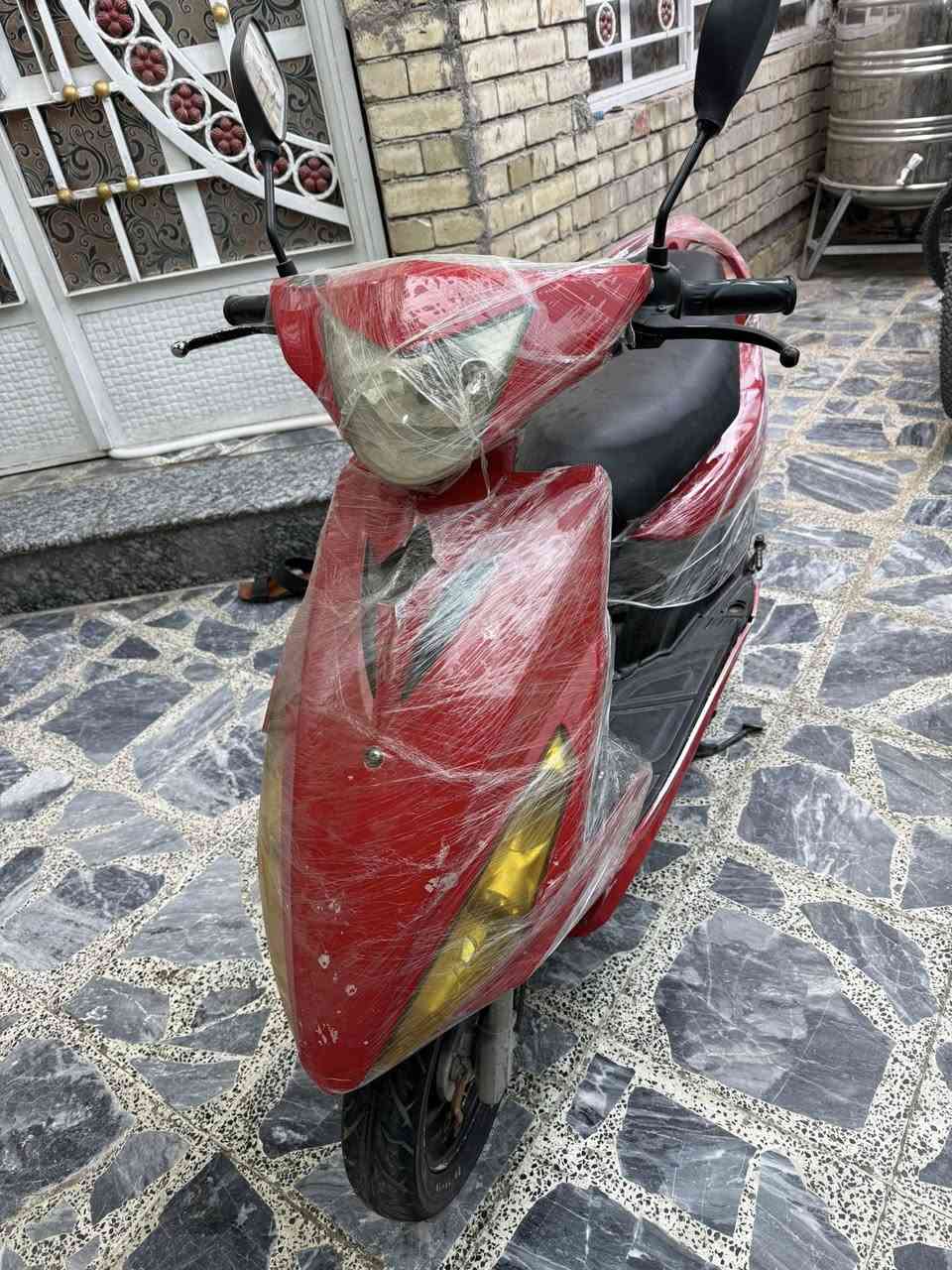 سلام عليكم ماكس للبيع دراجه نضيفه وكلش حلوه عوزه نواعم بصيطه كلش شغاله هندر واحد مكينه حلوه ناعمه تواير زوج جدد المكان بغداد المعامل يم حينصر السعر ٣٥٠وبيه مجال ***********
