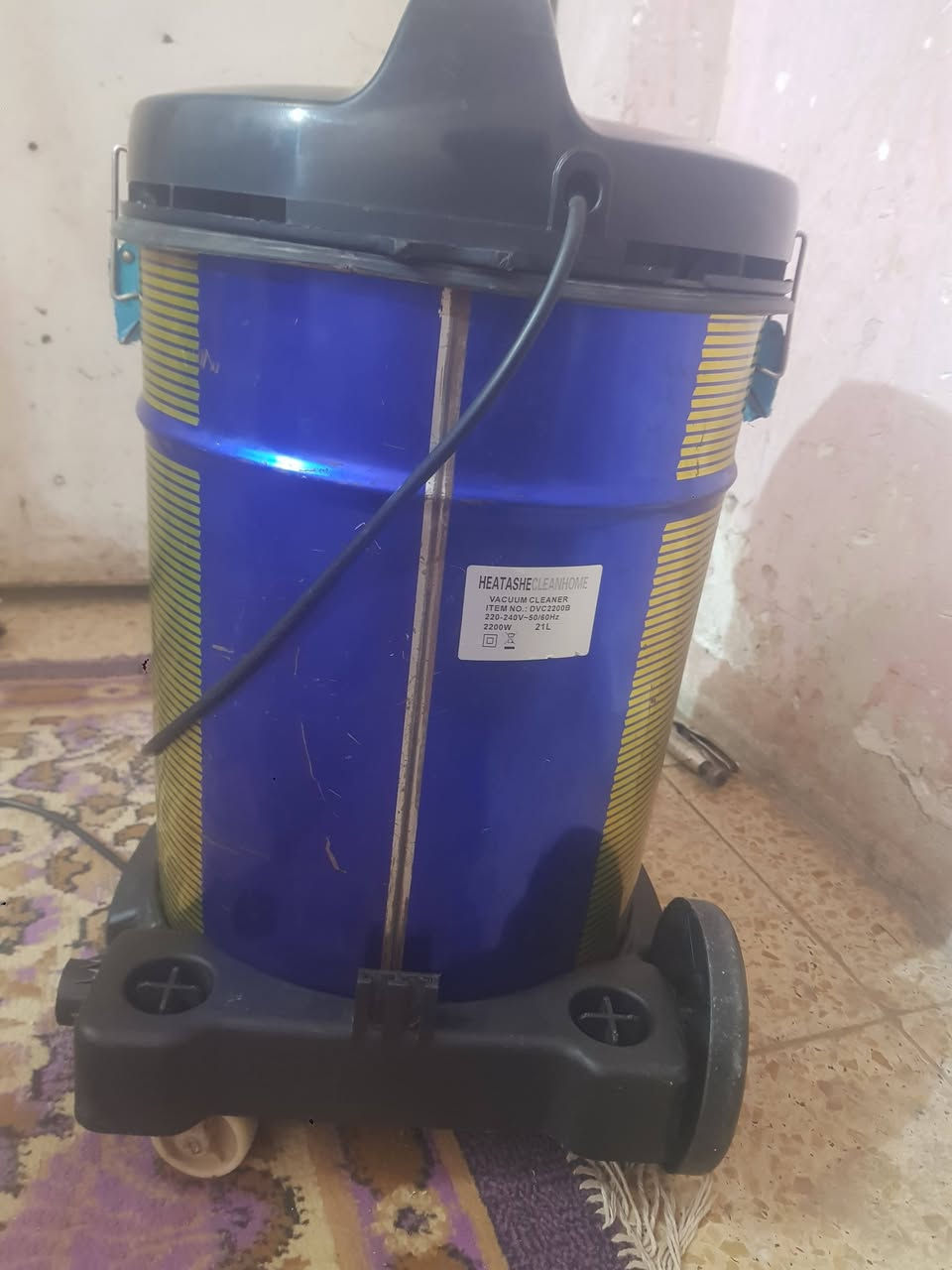 للبسع مكنسة كهربائية شغاله كامله جديده استعمال قليل  2200 واط 
21لتر سحب يخبل 
سعر 35
مكاني حله مركز مدينه


**إذا كنت صاحب هذا الإعلان وتريد حذفه لأي سبب، رجاءا أرسل رسالة إلى الدعم الفني**