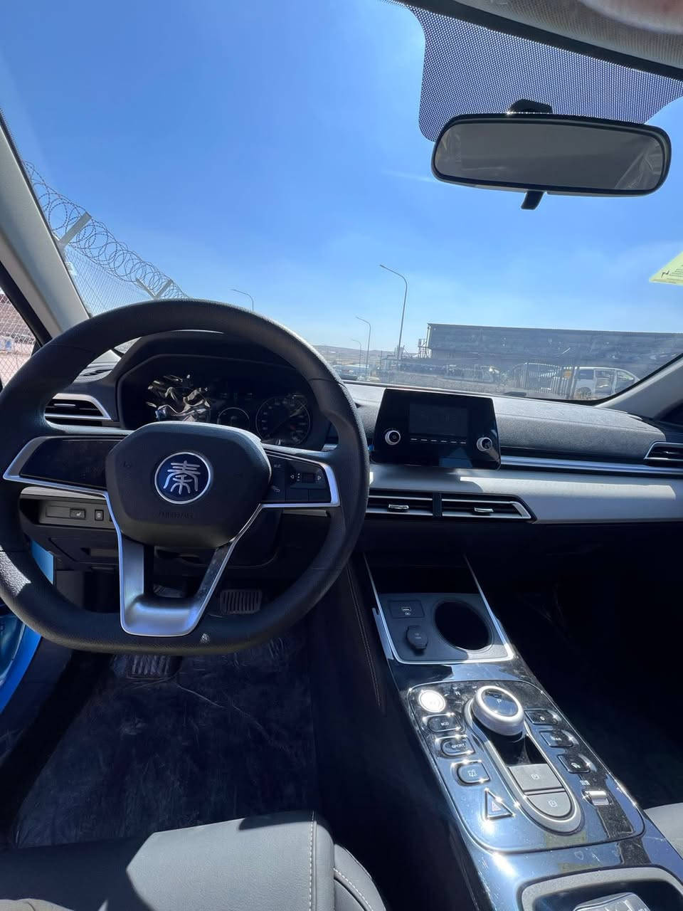 معتمده لدى هيئة تنظيم قطاع النقل 
BYD QIN 2023 زيرو 
📞0792003144
🔹 دفعة أولى 1500 فقط
🔹 قسط شهري 254
🔹 على الهوية + 🔹 دفعة أولى 1500 فقط
🔹 قسط شهري 254
🔹 على الهوية + هوية كفيلة أنثى قرابة أولى

🔋 مدى يصل إلى 400 كم بالشحنة الواحدة
✨ التجهيزات والمواصفات:

✔ نظام دخول وتشغيل ذكي بدون مفتاح
✔ مقاعد جلد فاخرة
✔ إضاءة LED أمامية عصرية
✔ أنظمة أمان متطورة (حساسات – مثبت سرعة)
✔ شحن سريع يوفر الوقت والجهدهوية كفيلة أنثى قرابة أولى

🔋 مدى يصل إلى 400 كم بالشحنة الواحدة
✨ التجهيزات والمواصفات:

✔ نظام دخول وتشغيل ذكي بدون مفتاح
✔ مقاعد جلد فاخرة
✔ إضاءة LED أمامية عصرية
✔ أنظمة أمان متطورة (حساسات – مثبت سرعة)
✔ شحن سريع يوفر الوقت والجهد
📞0792003144


**إذا كنت صاحب هذا الإعلان وتريد حذفه لأي سبب، رجاءا أرسل رسالة إلى الدعم الفني**