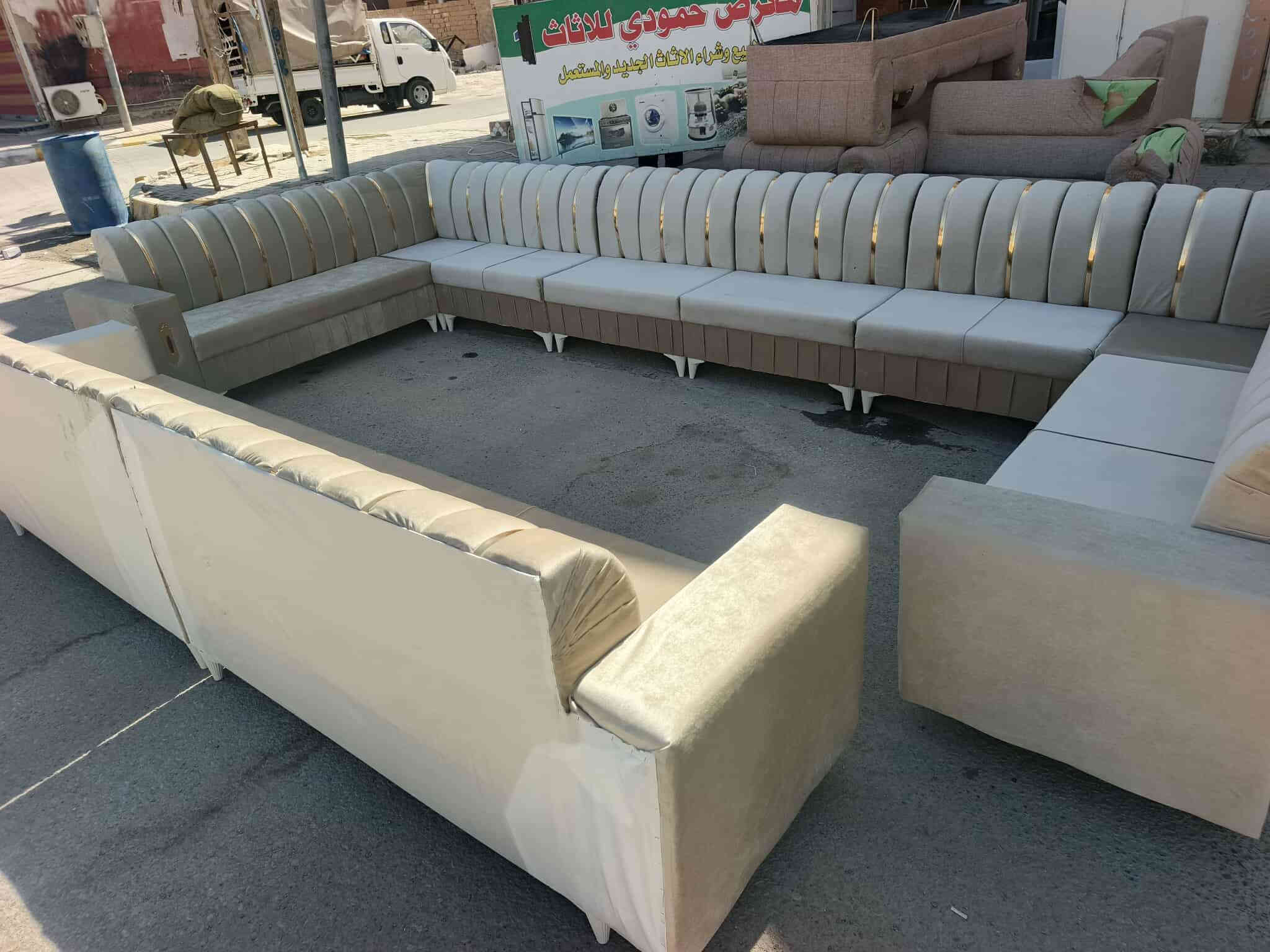 #معرض_حمودي_للاثاث
تخفيضات 325#_الف فقط الديوان
11 نفر 5 قطع_7 متر جديد كل الألوان
شغل كلش حلو ومرتب وبي ضمان. #معرض_حمودي_للاثاث 
 العنوان...... تكريت
 الزهور  خلف قاعه الشهيد ليث مقابل معهد الفنون الجميلة 
معرض حمودي
*********** اتصال او وتساب
*********** اتصال واتساب
