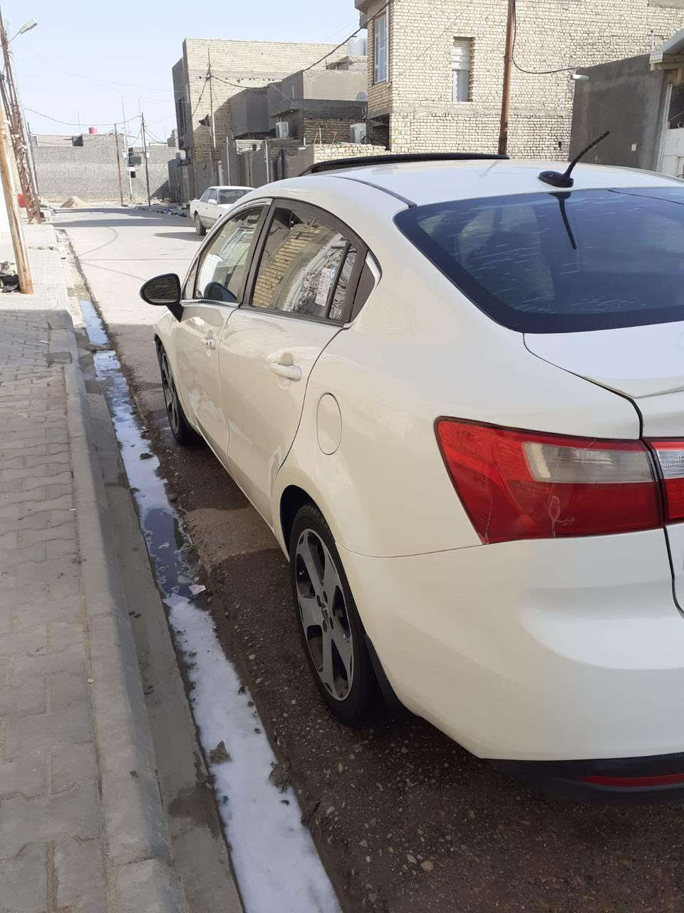 سلام عليكم كيا ريو البيع موديل 2014 سياره جاهزه فول فتحه بصمه تحكم استيرن اشاير بل مري سياره جاهز كير محرك حداديه تخم تاير تبريد كله جديد سنويه جديده هزه جديده رقم النكليزي سياره مكفوله السعر 83 وبيه مجال المكان السماوه الاستفسار ***********
