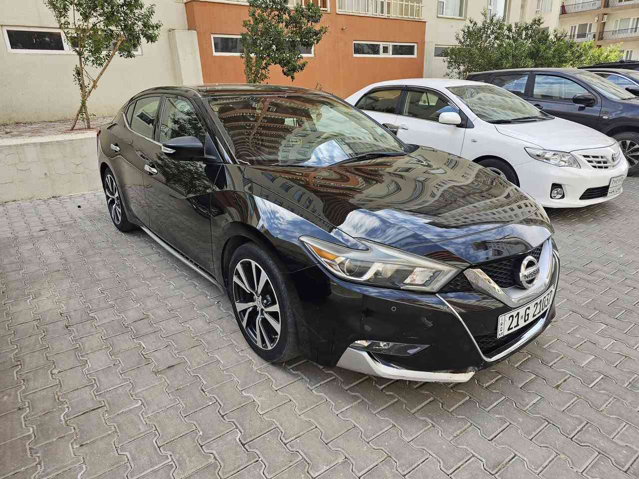 السلام عليكم نيسان مكسيما  موديل ٢٠١٧ مواصفات SV 
ماشية 100 مايل
 
محرك وكير شرط برغي مامفتوح بيهم
رقم وسنوية وهزة وبراد جديد شرط تحويل
بس صندوق صبخ مبدل شريكة ، وشبر من جملوخ خلفي و داعمة خلفي صبخ 
صورة سونار موجوده وصورة الحادث 
السعر 138 وبيه مجال بسيط
للاتصال  *********** 
سيارة حيل جديده
مكان سيارة السليمانية
