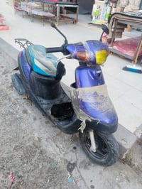 ماعرف شنو عطلها نقصها بس ستان باتري جديد عينة شغالة07722012775  قيم ال...