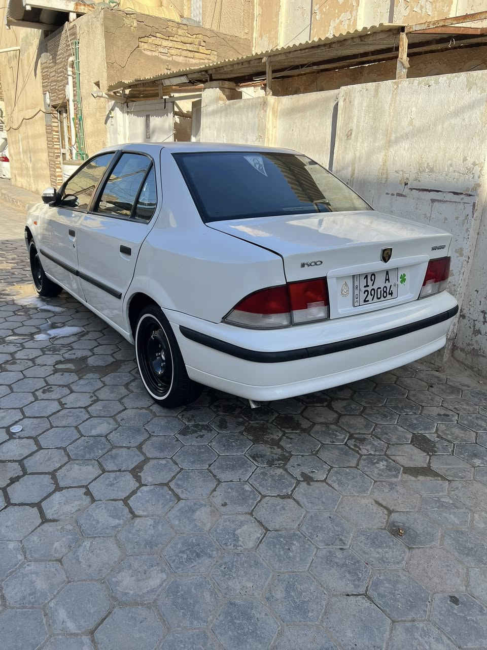 سلام عليكم شباب للبيع موديل 10 دواخل 11 بجم شكل 17 رقم كربلاء باسمي رقم جديد إنكليزي تاير جديد حجم15   أبو الخطه تبريد❄️سعر 50  وبيها مجال صبغ حزام  وتجي وتشوف بعينك مكان نجف  ***********￼
