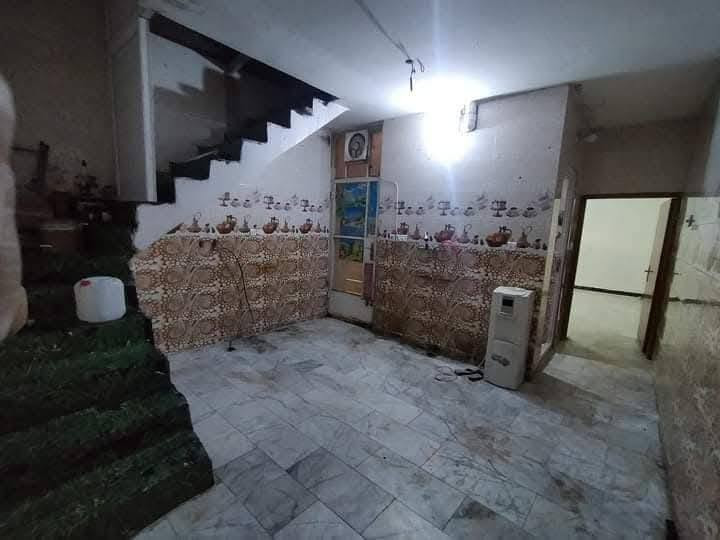 مشتمل للأيجار طابق ارضي معزول بالكامل نظيف مساحته ١٠٠ م بالدوره منتصف شارع ٠ ٦ الجهه المقابلة لأسواق توشه   
أستقبال وغرفة نوم ومطبخ سيراميك وخدمات سيراميك  ومنور وكراج صغير  . مع خط مولده وسخان وماطور ماء . وبموقع ممتاز مع توفر كافة الخدمات وشارعه عريض  .

السعرررر       ٠ ٠ ٤   الف  دينار    . 

للأتصال والاستفسار   . . .    🤔

مكتب الوتد للعقار والمقاولات العامة    . . . ❤

***********      بيه فايبر واتساب    

 ***********

موقع المكتب  : -
الدورة منتصف شارع ٠ ٦ مقابل أفران اليسر    .

ملاحظة / تفاصيل كاملة مع الصور على صفحتي بالفيس
مكتب الوتد للعقار والمقاولات العامه  . 
 .
