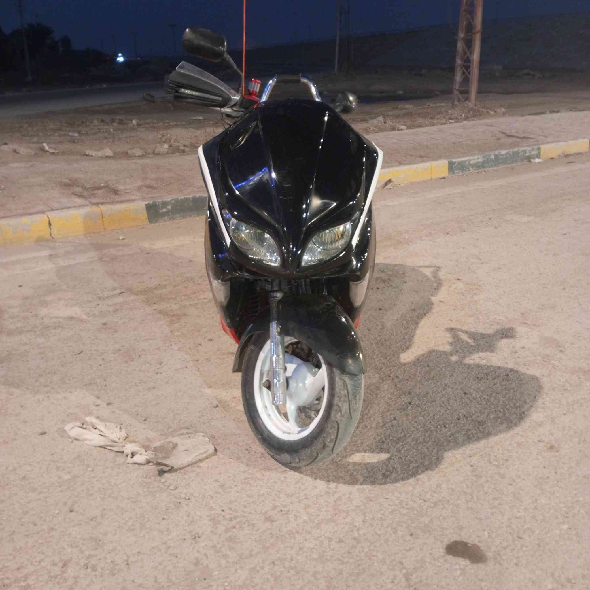 فورزه صفر 09  كريستال
مزود 

اسود محجل احمر 

كير ملغي تكدر ترجعه 

شاشه لمس 

كامره خلفي 

اريل

صالنصه كزوز 

سستم نيكل 

بصمه 

دراجه خير من الله 

دراجه كفاله ونضيفه / سعر 800

رقم للستفسار /***********
