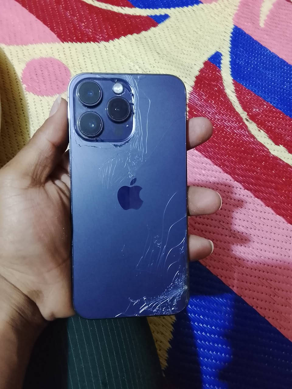 سلام عليكم 
ايفون 14برو ماكس 
جهاز بي كسر بل ضهر وضربه بل شاشه خفيف 
جهاز على وضع شركة ما داخل ايه صيانه 
شرق أوسط 
ذاكرة جهاز 256
تفحص وتاخذ جهاز 
سعر بل خاص


**إذا كنت صاحب هذا الإعلان وتريد حذفه لأي سبب، رجاءا أرسل رسالة إلى الدعم الفني**