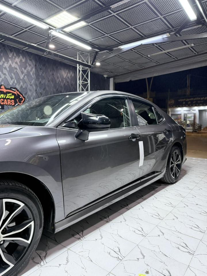 كامري 2021 هايبرد امريكي 4 قطع صبغ
مواصفات السياره LE
السياره كلش حلوه 
ضررها ب امريكا بجهة الايمن بيها ضرر بشاصي بدون قص 
يعني ضررها بي داخل 
السياره راداد 
بصمه
كرسي كهرباء مواصفات نص فول 
السعر 169 وبيها مجال بسيط 
الانبار الرمادي 
***********
