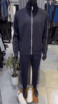 السلام عليكم  حبايب عندي تعزيله مال محل تراكات وبديات وبجايم قياسات كامله وبعدهن بلجيس  وبعد بيهن مديلات هواي 
مكاني بابل
 ***********
