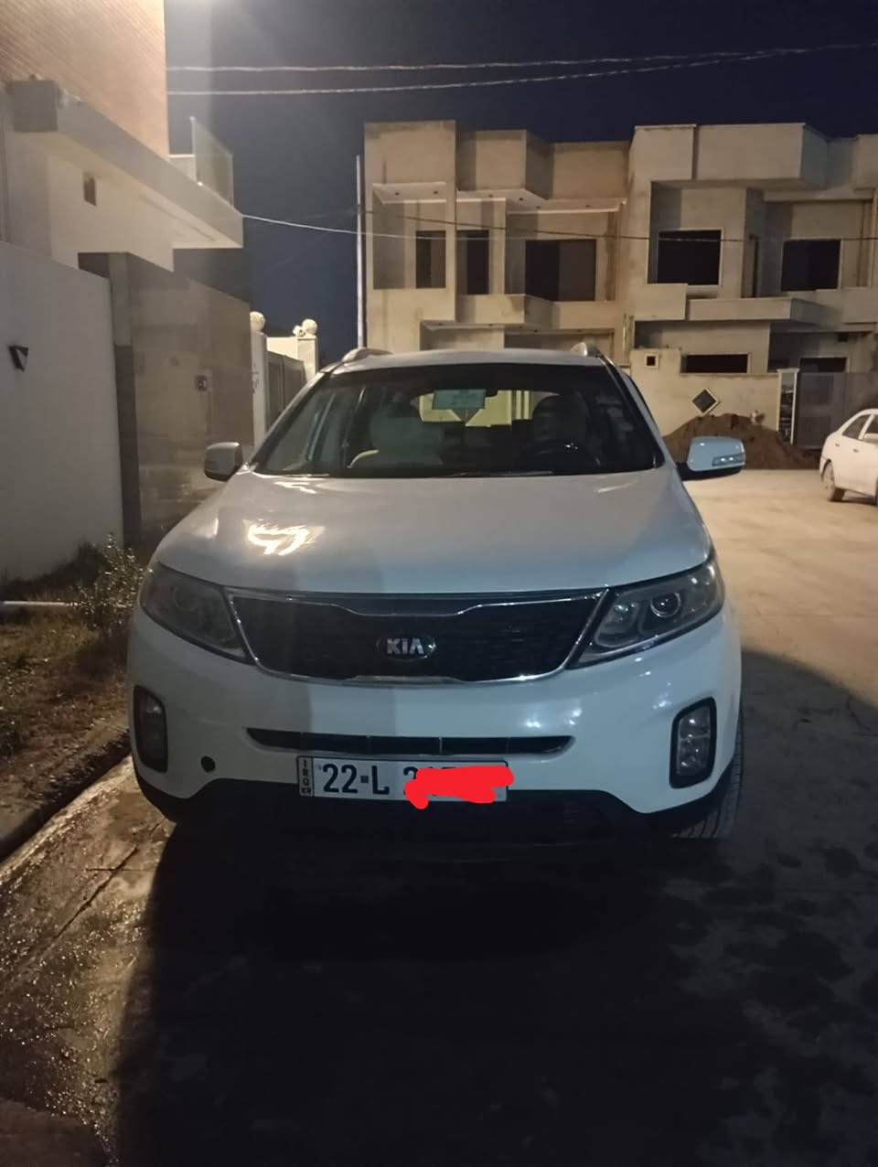 السلام عليكم سورنتو للبيع موديل 2013شكل14محرك 4سلندر انتطيك عام بس هوا مو عام بي كم قطعه سيارة بدون دواخل بدون شاصي بصمه شاشه تحكمات استيرن كشن كهربائي ***********/***********
