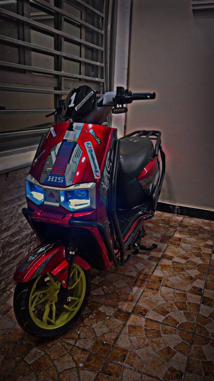 السلام عليكم دراجه شحن سكنس His بحالة الزيرو ماشيه 5000 فقط.
بطاريات كبار دبل عدد 6.

ملف 2500.

تشغيل كارت وبصمه وسويج.

السعر 525قفل

مكاني بغداد حي اور 

***********
