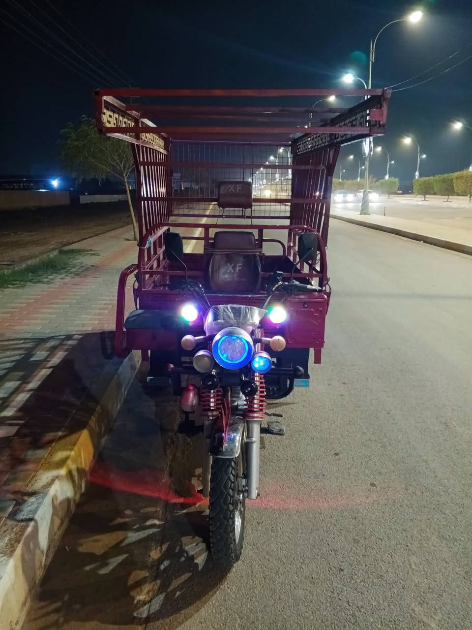 السلام عليكم ستوته للبيع موديل 23 محركها 25 ما ممدود علي صبانا تروح تفحص مقمرقه كامله نظافه 100% كهربائيات كلها شغاله مكان التاميم قرب جامعه الانبار الرمادي السعر بمليونين ونص وبيها مجال***********
