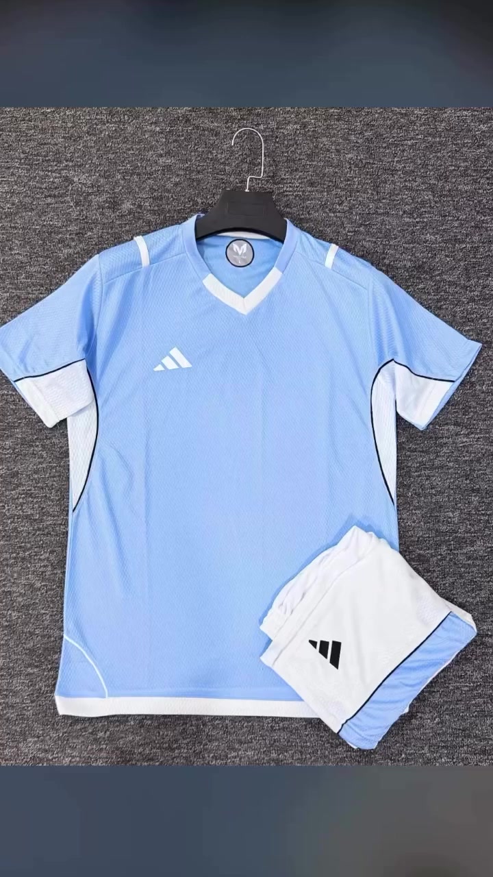 سعر الدرزن ٩٦الف 

قماش تركي اصلي خامه خلية النحل 

توصيل لجميع المحافظات 

للاستفسار على*********** 

#كرة_القدم #رياضة #الشعب_الصيني_ماله_حل😂😂 #كومنت #تجهيزات_رياضية
