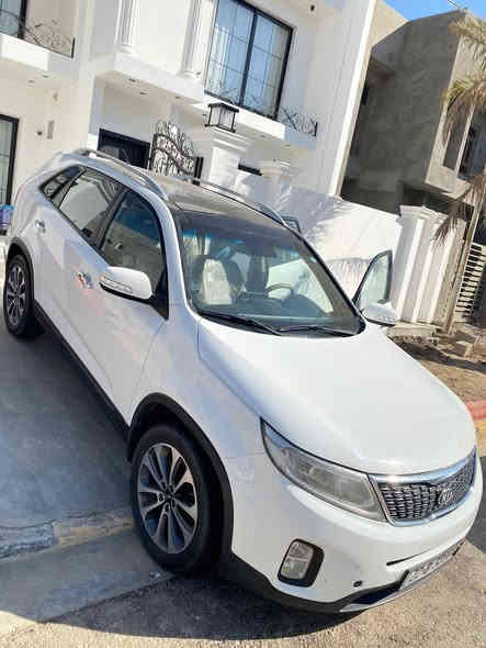 السلام عليكم
سورنتو ٢٠١٣ شكل ال١٤ وال١٥ خليجي
فول موصفات واحد ع واحد
محرك ٦ سلندر شرط  مكفول من البخار والصوت
فور ويل 4x4
كير شرط
 تبريد ثلج ٣ قطع
سقف زجاجي بانورما
بصمه تشغيل
بصمه أبواب
كراسي كهرباء
تخم تاير
صدر جديد 
السياره سيرفس كامل مابابيها نقص برغي  جديده ومال جناي
الصبغ البيها موضوح بسونار
السعر ١٣٥ وبيها مجال قليل
للاستفسار ***********
ملاحظه اعتذر عن الأقساط والوعده
