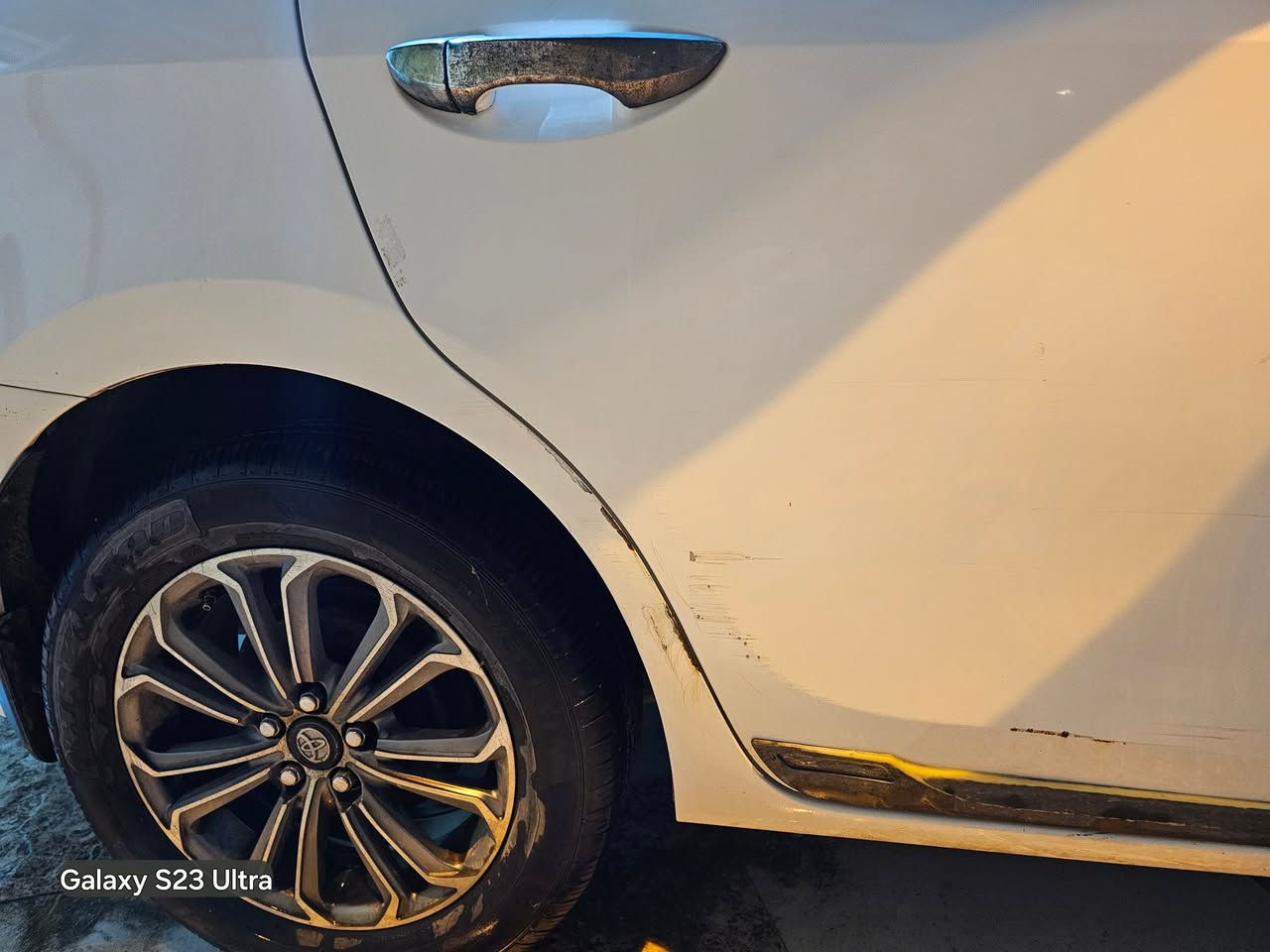 كورلا وارد امريكي ٢٠١٤
ماشيه ٦٠ الف ميل
التواصل ***********
مكان السياره بصرة  تحسينيه
س
١٢ الف $
