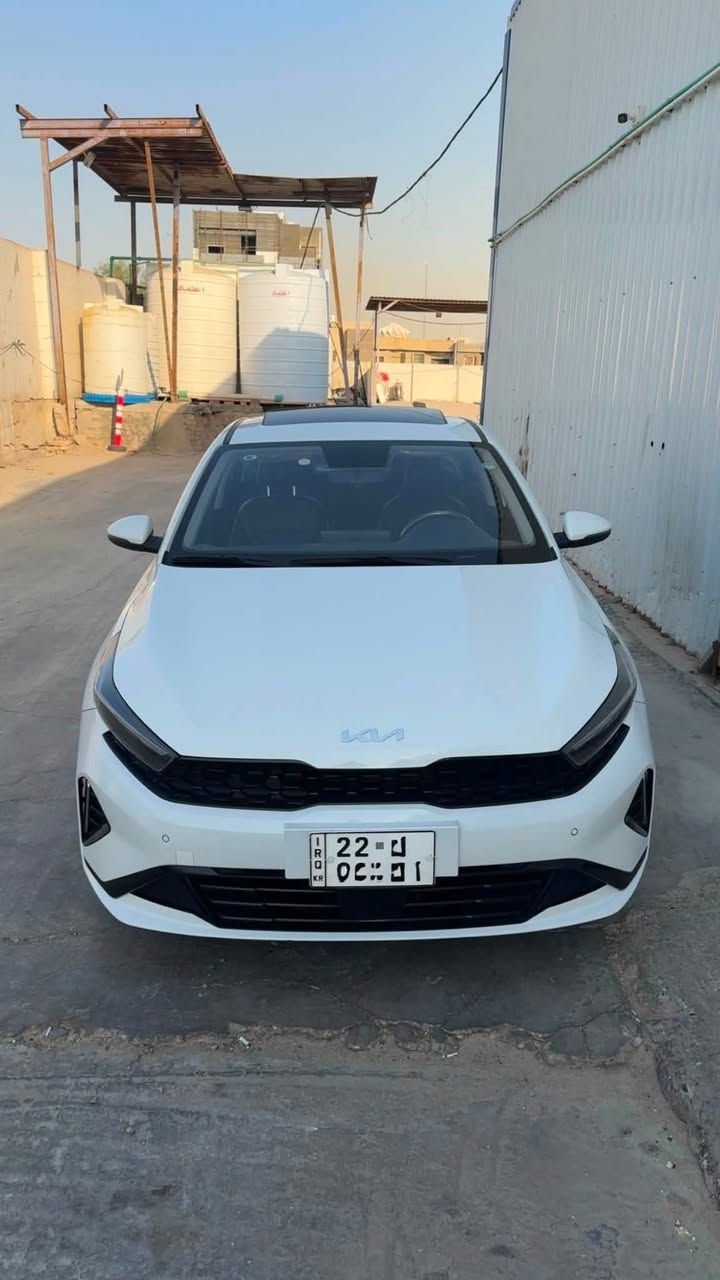 السلام عليكم
كيا K3 خليجي 

موديل 2024  

رقم اربيل الدولي بسم شركة تحويل او وكالة

كفالة عامه من صبغ والتبديل  

محرك كير تبريد كله كفاله

فوول مواصفات

محرك 1500 دبل نوزل

فتحه سلايد طكتين

اشارة ترحيب عند الاقتراب

صندوق يفتح عند الاقتراب 

فوول تحكم ستيرن

كير طياره هاند بريك بصمه

بصمه تشغيل ويدات بصمه

السياره جديد 

4 وضعيات قيادة

حساس امامي خلفي 

مري شفط اشاير بالمري

كشنات كهرباء

كامره 

شاشة كار بلي

مواصفات معروفه 

ماشية 15 الف

سياره جديده وبالكارتون تفيد الجناي ،

مكانها البصرة ، 

السعر 139 وبيها مجال بسيط للشراي 

 هـ ***********
