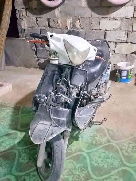 سلام عليكم 
كامكو جي فور 
للبيع بيهه كرنك
كهربائيات كله شغاله ماعيزه شي
السعر 175 وبيه مجال 
الي مايعجبه السعر خلي يعبر المنشور 
الرقم... ***********
