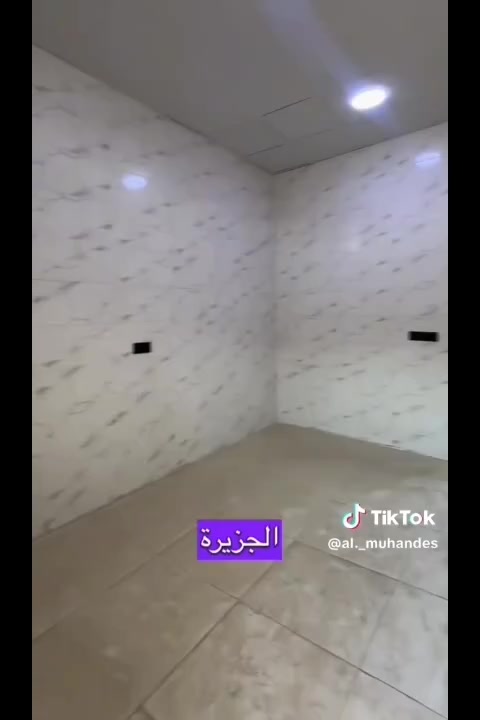 بيت للبيع مساحه 100 متر الجزيره قرب جسر خالد
السعر60مليون وبي مجال للشراي المراسله على الرقم
***********
