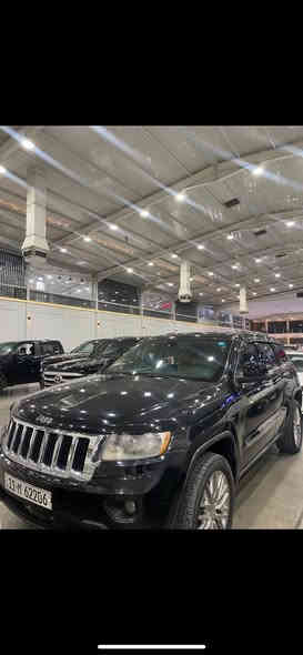 جيب لمتد

سنة الصنع:2013

عداد المسافة؛120 mil

وارد امريكي

صبغ ٤ قطع 

المواصفات: لمتد فول

بانوراما

كراسي كهرباء

داخل جلد

تدفئة كشنات بلكامل

فول حساس امامي خلفي+كامرا خلفي

دمام خلفي 

ضايف عليها ويل سومت وحدة سعره ٩ ورقات

وبعد بيها مواصفات

حجم المكينة:6 سلندر

كير ومكينة كفالة 

السعر خاص وارجو المعذره من الجميع

الكاظمية جكوك

يتوفر بيع وشراء ومراوس كافة انواع السيارات

***********
