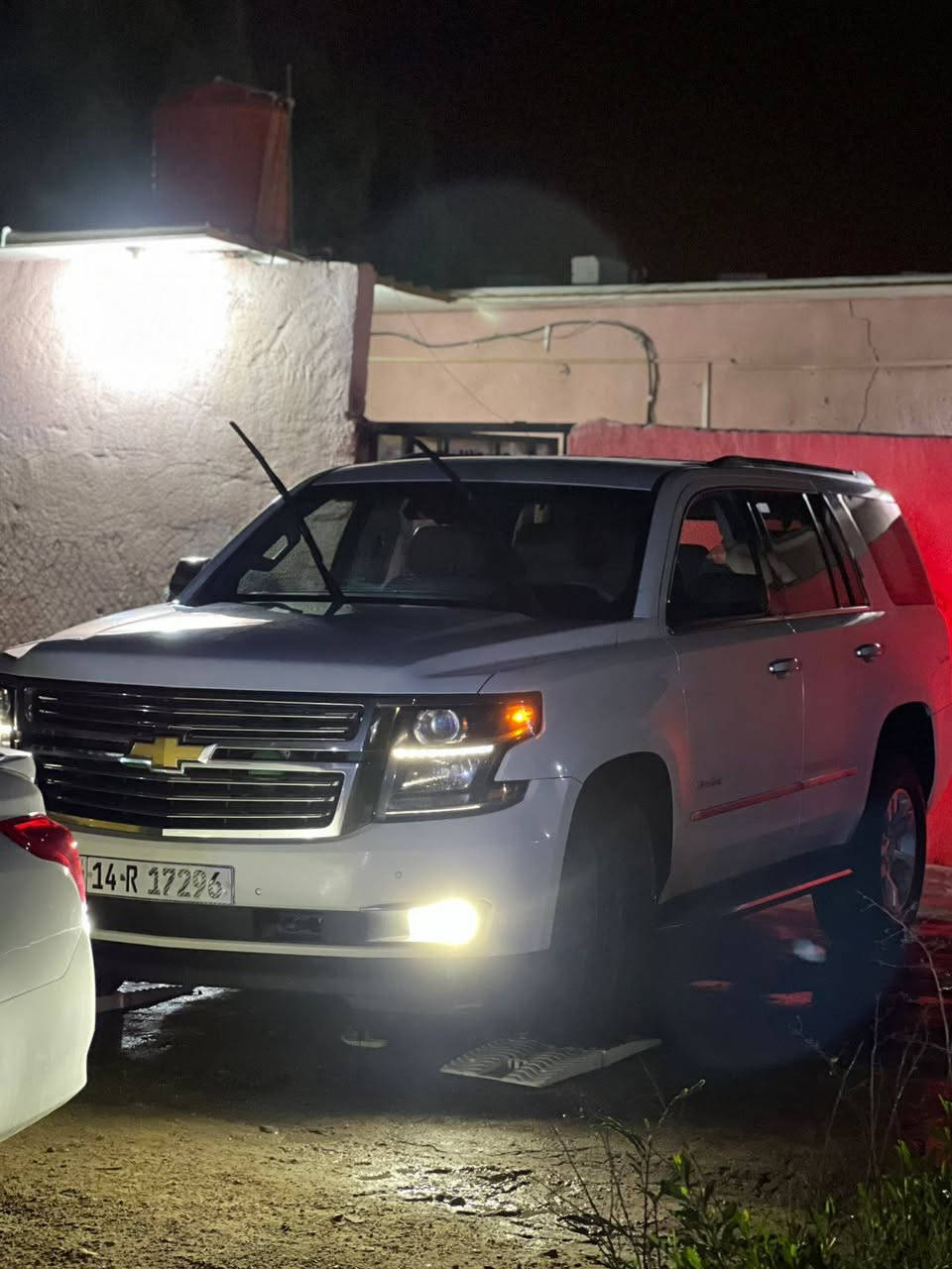 سلام عليكم شوفر موديل 2015 خليجيه مكفوله كفاله عامه ماعدا باردين فقط سيارة مناقصهه شي جديد معنا الكلمه كير مكينه ب كارتون السعر ب 325 وبيهه مجال استفسار *********** وتساب فقط
