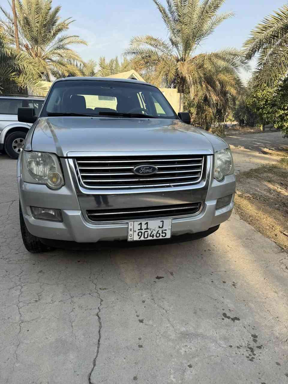 سلام عليكم للبيع فورد اكسبلور وارد امريكي 7 راكب 2009 رقم بغداد دولي بأسمي مكينه وكير جدد تبريد شغال حداديه جديد ترايها ناعم جاهزه مابيها نقص سياره مصبوغه عام بيها تعمير بل بداية القماره سعر 85 وبيها مجال مكاني بغداد الزعفرانيه ***********
