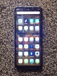 موبايل انفينكس هوت كيكة ١٢٨ مستعمل شاشة بيه فطور وقاعدة متحركة بس شغال...