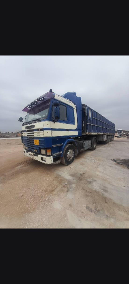 سكانيا مشلح موديل ١٩٩٣ للبيع حجم ١١٣ مكفوله كفاله عامه ***********/ راس وعربانه كير 4×4 حجم 900
*********** تخم تايرات سيارة بلادي رقم دهوك بسمي
