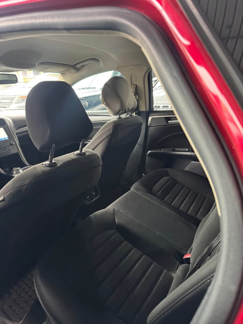 فورد فيوجن موديل ٢٠٢٠ 
سيارة ٣ قتعة صبغ بدون دواخل كير محرك كهربائيات كل بشرط سيارة مواصفات بس بدون سلايد كشنات كهربائي كيج الكتروني كير ماوس تبريد مركزي داتاشو محرك ١.٥ تيربو سيارة ٢٠ ورقة عليه غرامة نزل سعر و سعر ١٠٨ ورقة مكان سيارة دهوك *********** دهوك, العراق
