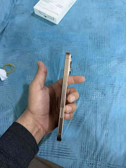 ايفون.  16برو ماكس.  
ذاكره.   256                 السعر.  1،450وبي مجال 
شركة ماستر         بعده بالضمان. بعده بالضمان ؟؟؟
مكفوله كفاله عامه وين متريد فحصه تجي تاخذه من البيت 
بطاريه. 1️⃣0️⃣0️⃣
دورات الشحن.       158
تاريخ انتهاء الضمان.  2026/4/29.    
بغداد. المشتل. حي الرئاسه 
       ***********
