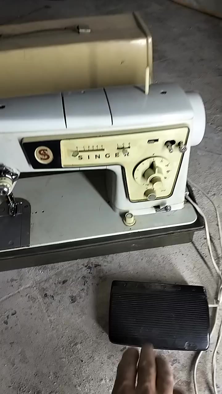 عندي مكاين اثنين سنكر وبراذر كومبال اشتريتهن ويه غراض بيت ماعرف بيهن ولا بشغلهن ابيعهن على وضعهن اثنينهن ب200 مكاني الكرادة الشرقيه


**إذا كنت صاحب هذا الإعلان وتريد حذفه لأي سبب، رجاءا أرسل رسالة إلى الدعم الفني**