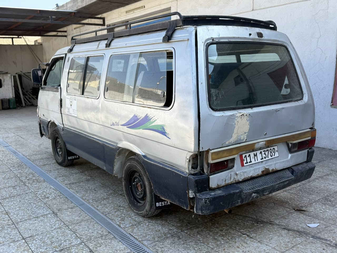 السلام عليكم كيا بستا 1995 رقم بغداد بسمي هزه وسنويه جديده مصفره غرامات وهيئا محرك كير جديد تخم تاير جديد سيارة جاهزة للاستفسار *********** السعر 32 ورقة مكان حي النصر
