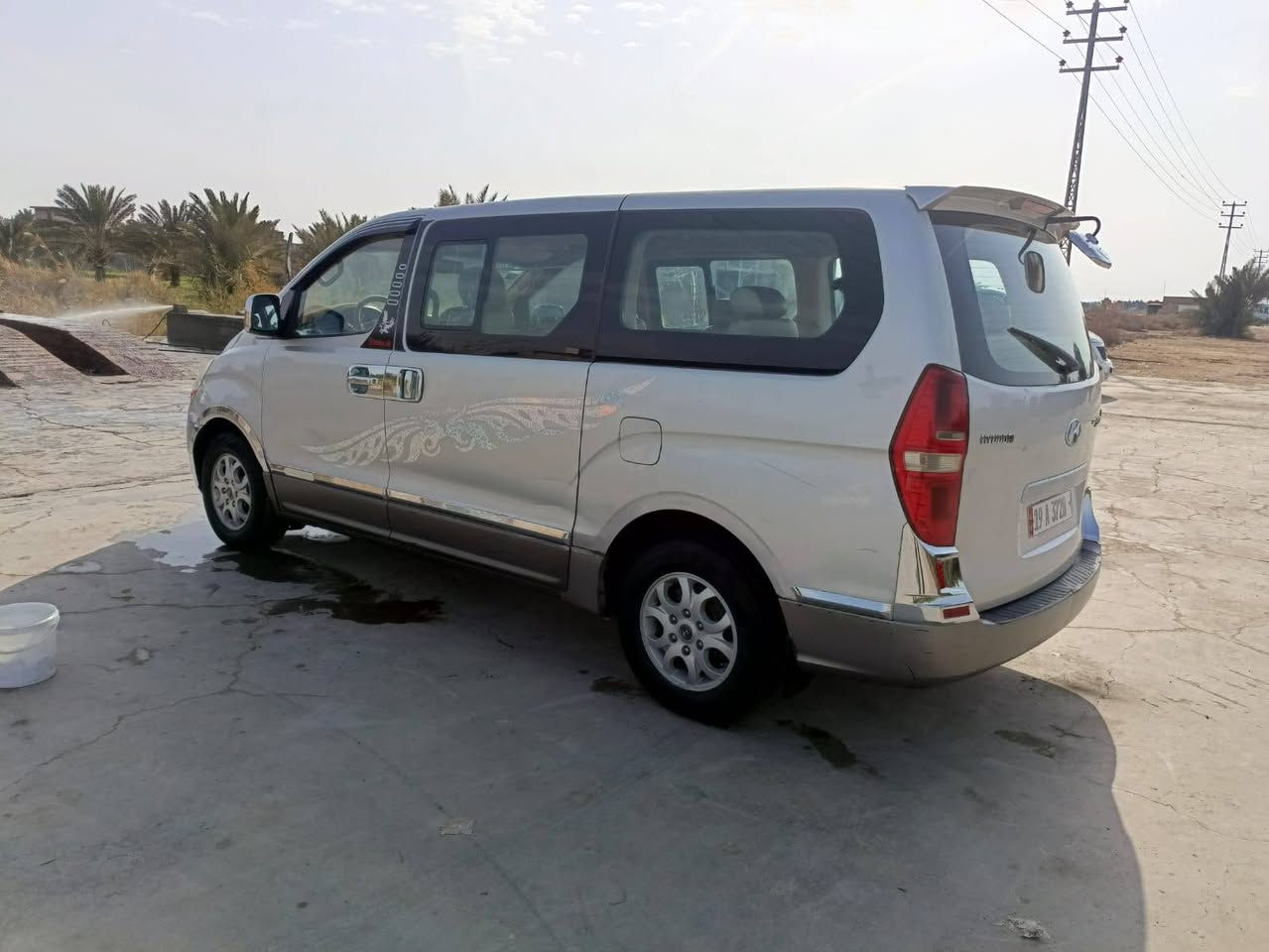 السلام عليكم ستاركس للبيع موديل 2009كفاله عامه شرط سونار مكينه وكير وكسن تخم تاير كله جديد قطره صبغ مابيه رقم انكليزي كربلاء الشراي يتصل ***********مكاني صويره
