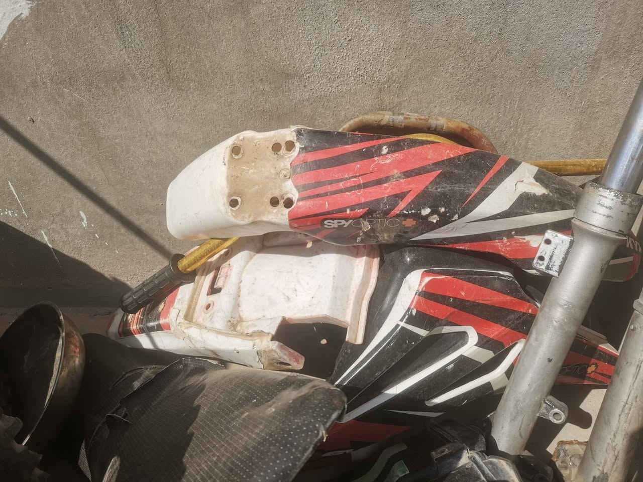 سلام علیكم غراض دراجة قفاز للبیع


**إذا كنت صاحب هذا الإعلان وتريد حذفه لأي سبب، رجاءا أرسل رسالة إلى الدعم الفني**