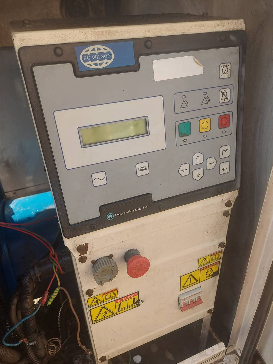 سلام عليكم مولد البيع بيركنز 30كيفي العنوان بغداد مدينة الصدر  سعر 30 ورقة *********** المولد جاهز شغال
