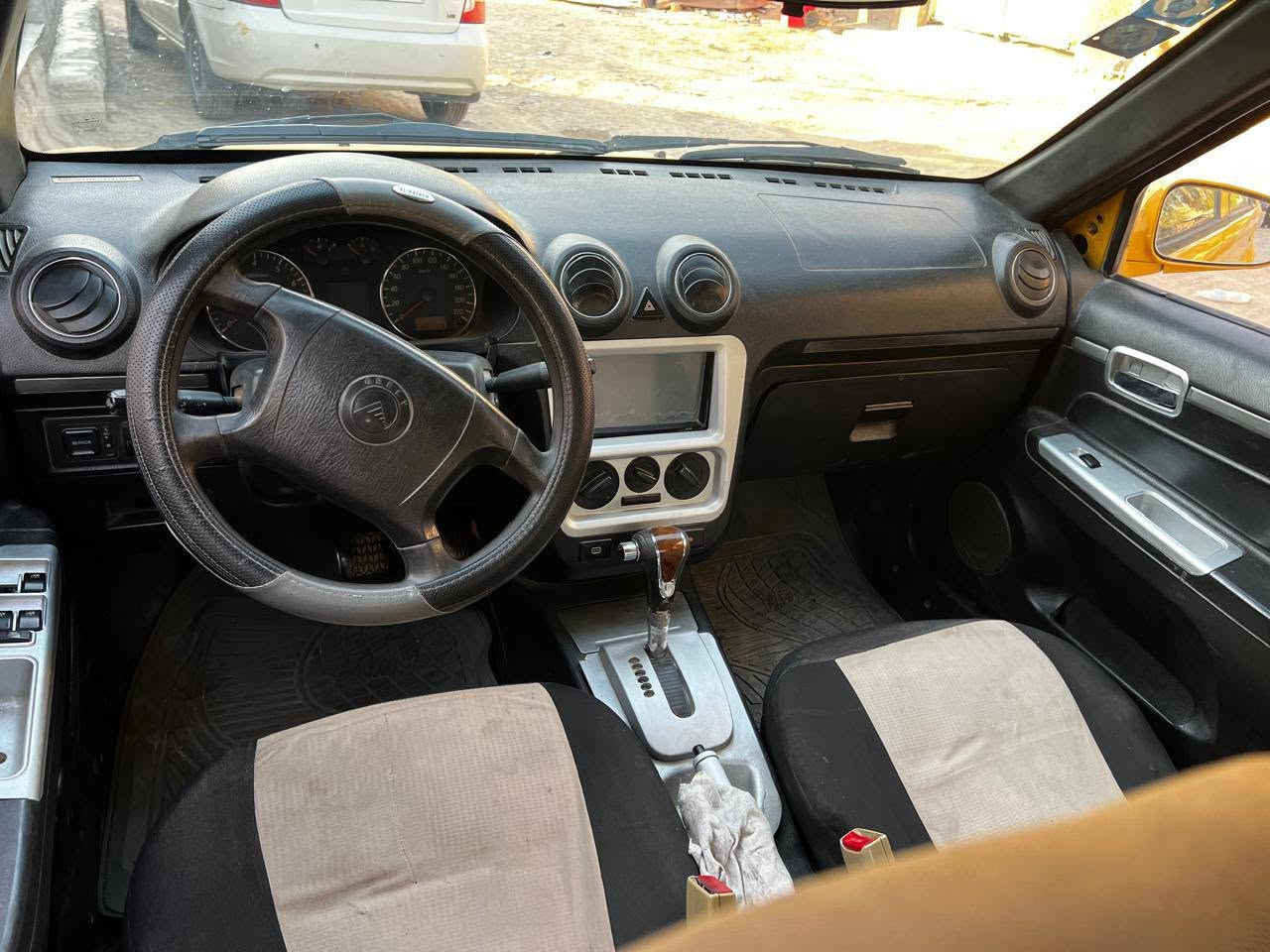 .
للبيع: جيلي CK موديل 2010

* 🚗 المحرك: كير أوتوماتيك
* ⚙️ المكينة والكير: بلدية ومكفولة
* 🎨 اللون: أصفر (مصبوغة جماليه  فقط بسبب الجراد)
* ✅ السيارة مكفولة من الضربة والقص وأي ملاحظات هيكلية
* 📄 السنوية مجددة لغاية 2031
* 📍 العنوان: بغداد / الشعب
* 💰 السعر: 35 وقابل للتفاوض بالمعقول
* 📞 رقم الهاتف: ***********
