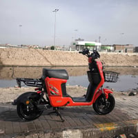 دراجه شحن R9 للبيع  شغاله ونضيفه ناقصه فقط بطاريات  وشاحنته وياه يحتاج...