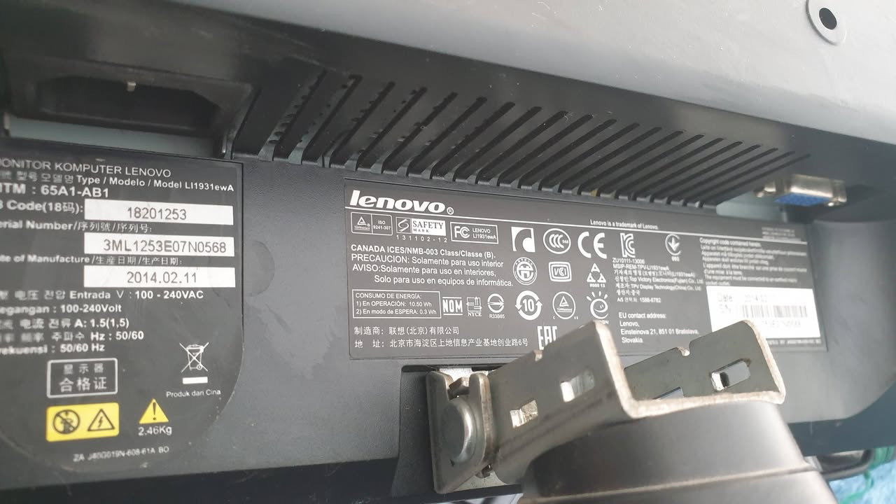 كوراي٥جيل٤ هارد ٥٠٠ hdd رام ٨ مع شاشة وكيبورد كامل ١١٠ الف مع توصيل . حجم شاشة ١٩


**إذا كنت صاحب هذا الإعلان وتريد حذفه لأي سبب، رجاءا أرسل رسالة إلى الدعم الفني**