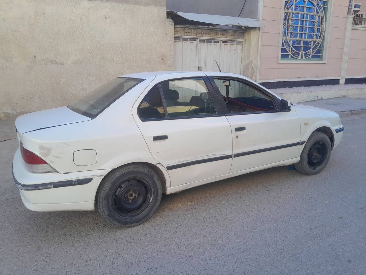 سلام عليكم
سمند موديل ١٠ باسمي سنويه جديده 

رقم انكليزي كير ومكينه جدد 

٣٦وبيها مجال قليل 

***********ديوانيه
