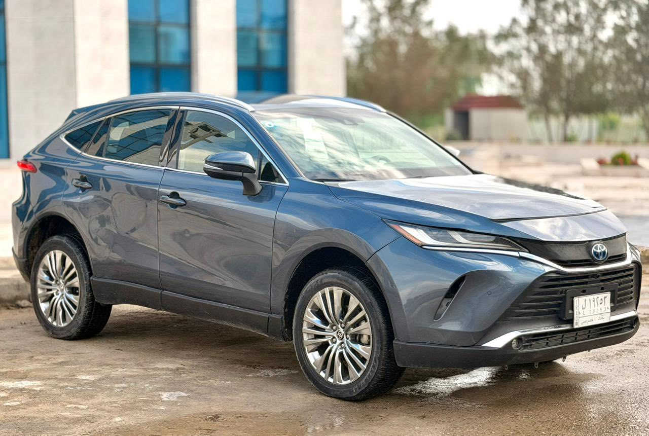 🔹السلام عليكم للبيع ..
♦️‏TOYOTA VENZA
♦️تويوتا - فينزا .. XLE

🔹الموديل - 2022 .
🔹عداد المسافات (  35000) .
🔹رقم بغداد تحويل مباشر .
♦️السعر - ( 220$ ) وبيها مجال بسيط .

♦️مواصفات ..
🔹بصمة .
🔹تحديد مسار .
🔹كاميرا خلفية .
🔹رادار امامي رادار جانبي .
🔹داخل اسود .
🔹كشنات جلد .
🔹كشن سائق كهرباء .
🔹كشن سكن كهرباء .
🔹تدفئة مقاعد .

♦️الأضرار 
🔹بنيد بارد محدد - باب السائق بارد محدد - باب خلف السائق صبغ .
♦️بدون شواصي - بدون دواخل .
للأستفسار***********

♦️عنوان السيارة ..
ناحية الزاب
